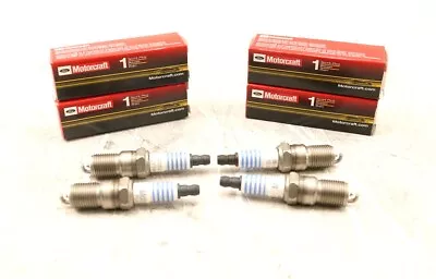 NEW Motorcraft Platinum Spark Plugs Set Of 4 SP-521 E150 E250 E350 5.4 6.8 09-19 • $15.95