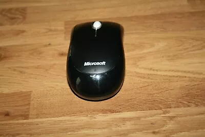Microsoft Wireless Mouse 1000 Model 1454 • £15