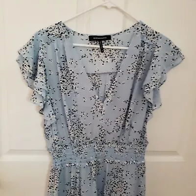 Dress Designer Bcbg Bcbgmaxazria Size Medium Sleeveless Blue Flower  V Neck • $28