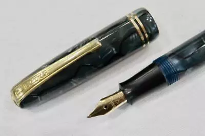 MINTY BURNHAM No.56 FOUNTAIN PEN BLUE MARBLED WITH BLACK VEINS C1950's • $41.03