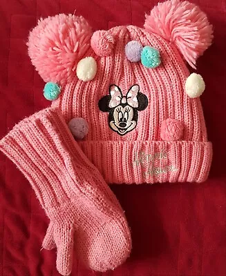 Minnie Mouse Hat And Gloves 3-6 Years • £5