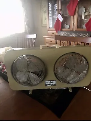 Vintage Mid Century Bradford Twin Fan • $99