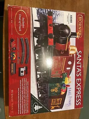 Hornby R1210 Santa’s Express Christmas Train Set • £32