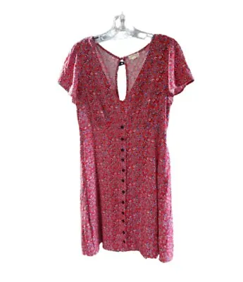 Mason And Belle Size Medium Lyla Red Floral Dress Button Detail Short Sleeve  • $21.99