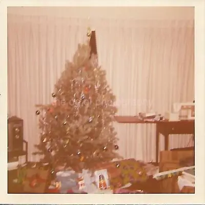 FOUND CHRISTMAS TREE PHOTOGRAPH Color ORIGINAL Snapshot VINTAGE 312 55 F • $12.99