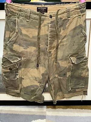 Abercrombie And Fitch Mens Cargo Style Camo Shorts Size 33 Waist • £14.99