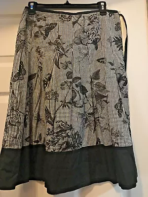 Talbots Black & White Checked Butterfly Print Skirt Size 4 • $12