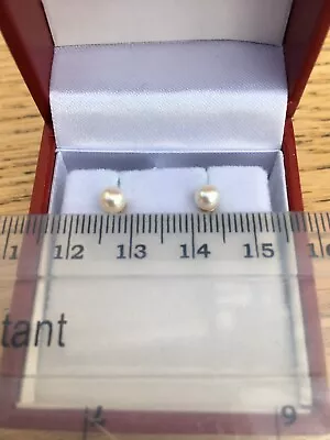 Vintage 9ct Gold Cultured Pearl Stud Earrings • £45