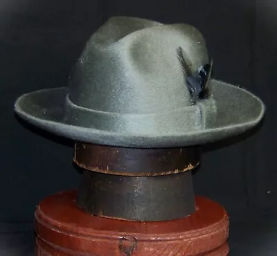 Vintage Borsalino Fedora (7 1/4 Grey) • $200