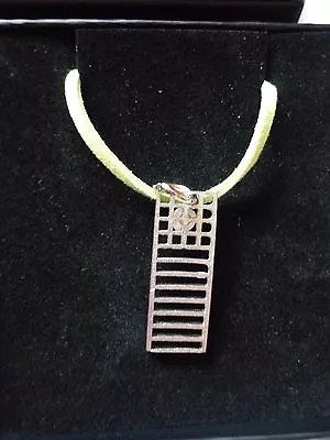 £7.99 • Buy Mackintosh Chair Back Fine English Pewter On 18  Green Cord Necklace Codew19
