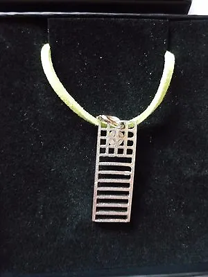 Mackintosh Chair Back Fine English Pewter On 18  Green Cord Necklace Codew19 • £7.99