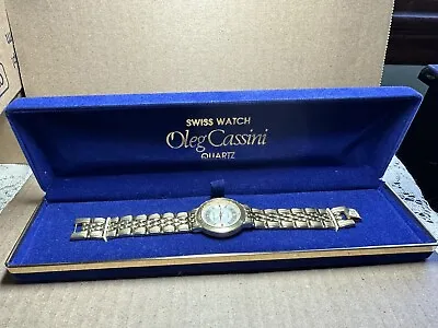 Vintage Oleg Cassini Diamond 31-105 Women's Watch Gold Tone NEW BATTERY RUNS! • $20