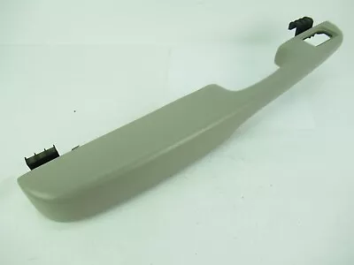 Tahoe Silverado Escalade Yukon Sierra Driver Left Rear Door Arm Rest Shale 99-06 • $45