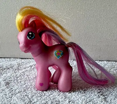 My Little Pony G3 Baby PINK SUNSPARKLE Celebration Castle Pony 2002 • $7.95