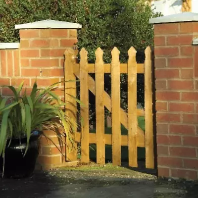 Palisade Tulip Gate - Wooden Garden Gate - 90cm Wide X 87.5cm High • £38.98