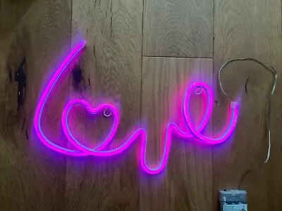 TCP Pink Love LED Neon Light Sign Battery  Operated Wall Hanging Lamp • £16