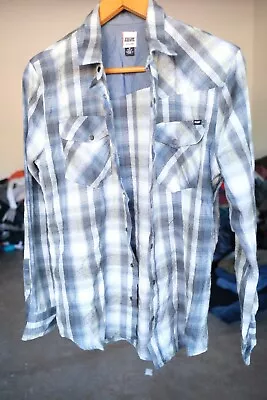 Volcom  Multicolor Long Sleeve Button Up Modern Fit Men's Size XL Plaid Flannel • $14.95