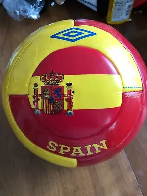 UMBRO Regulation Size Inflated Soccer Football Futbol Ball Spain Espana • $26.46