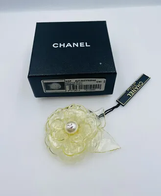$550 • Buy Chanel France Vintage Authentic Lucite Camellia Flower Pearl Brooch Pin 03P