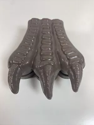 $13.99 • Buy 1998 MILTON BRADLEY GODZILLA 3-D BOARD GAME Replacement CLAW MOLD CASE