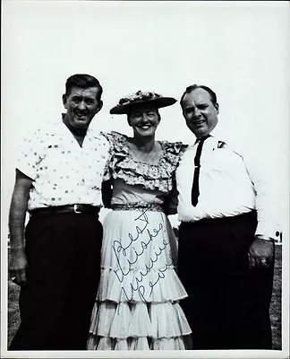 Vintage MINNIE PEARL Signed Photo • $90