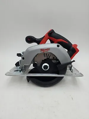 Milwaukee 2630-20 M18 18V Lithium-Ion Cordless 6-1/2 In. Circular Saw(TOOL ONLY) • $67.99