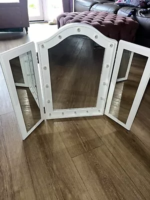 Hollywood Mirror Vanity Make Up Mirror With Lights • £40
