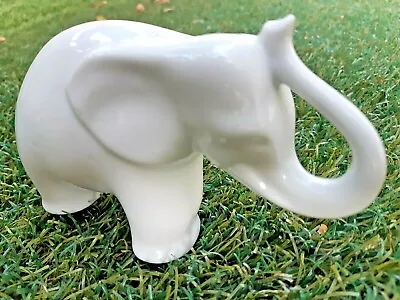 Vtg Naaman Israel Elephant  Figurine Whit Porcelain 70's • $45