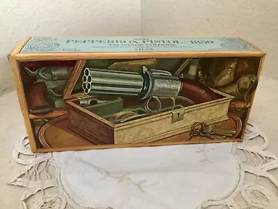 MEN’S AVON - Pepperbox Pistol 1850 W/ 3 Fl Oz EVEREST Cologne - Vintage In Box • $18.50