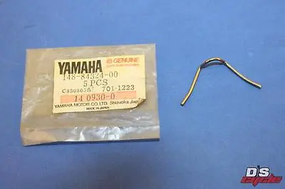 NOS Yamaha DT100 DT125 DT175 DT250 Reflector Spring 148-84324-00 • $3.95