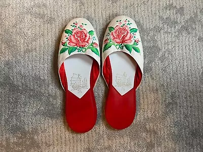 Vintage Asian Slippers Backless Shoes Red White Floral Size 9 • $30