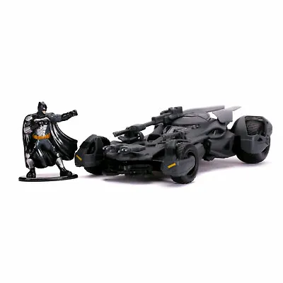 1:32 Jada Hollywood Ride - Justice League Movie - Batmobile With Figure • $19.95