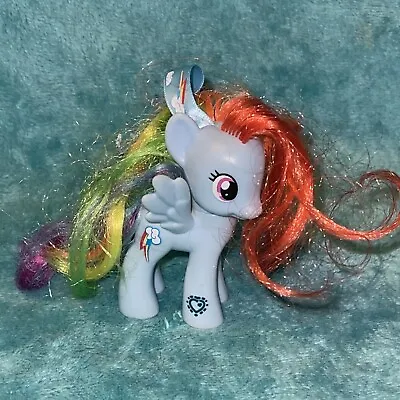 My Little Pony Rainbow Dash Hasbro 2010 Figure Collectable Toy Blue Wings • £8.99