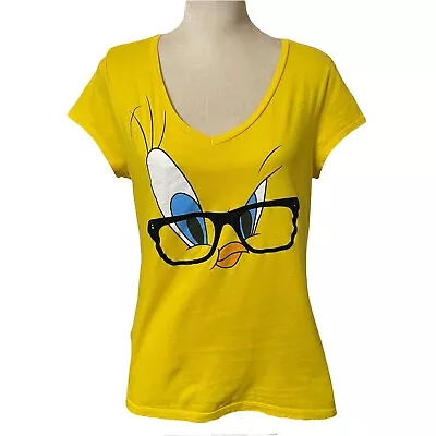 Looney Tunes T Shirt Tweety Bird Juniors XL 15 17 Yellow Bird Cartoon Graphic Te • $11.99