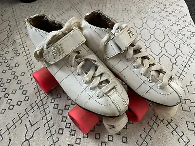 PACER 108 FORMULA II 2 Women White Low Derby Skates  Wheels Sz 5 • $45