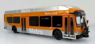 Iconic Replicas 1:64 NFI Xcelsior XN40 Transit Bus: Los Angeles Metro • $59.95