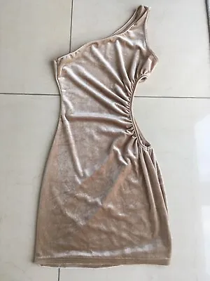 BNWT Velvet One Shoulder Cut Out Body On Dress Size 6-8 • $3.11