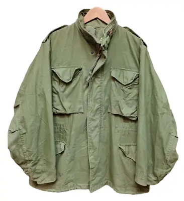 Genuine 1975 US Army Issue Olive Green 107 M65 Combat Jacket Medium Reg #17 • £109.95