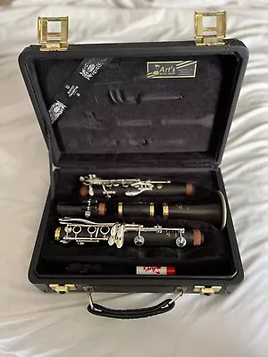 Buffet Champion Zoé Clarinet. Semi-professional. Black With Gold Accents.  • $1500
