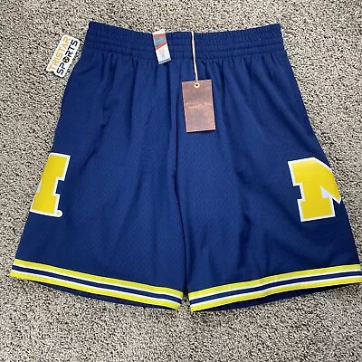 Michigan Wolverines Basketball Shorts Mens XL Mitchell & Ness NCAA Road 1991 • $39.92