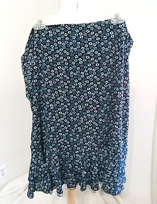 Woman SKIRT 26/28 Short Flowing Elastic Waist • $12