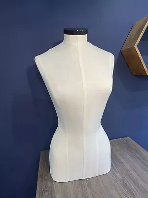 Half Bust Quality Female / Women’s / Ladies Cream Fabric Mannequin Size 6/8.  • £37.50