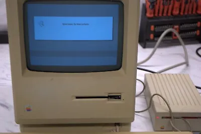 Rare Original Macintosh 512 M0001W W/Keyboard Mouse & Disk Drive Works!! • $499.99