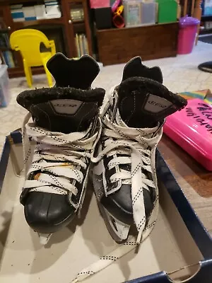 CCM 02 11J Ice Hockey Skates.  • $1