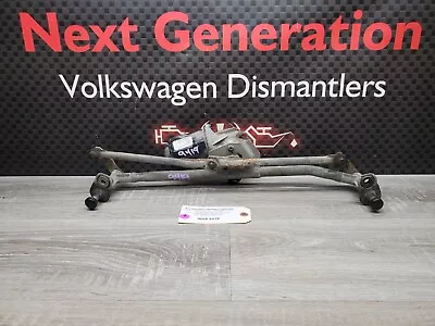 $51.90 • Buy 2000 Volkswagen VW Beetle Bug Front Windshield Wiper Linkage With Motor Assembly