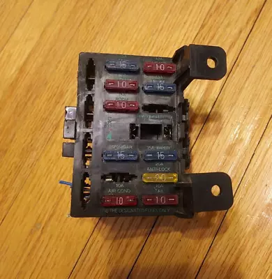 OEM 1990 - 1993 Mazda B2600 B2600i Pickup Truck Fuse Box Under Dash • $49.99