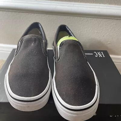 Size 7 - VANS Classic Slip-On Black • $8.99