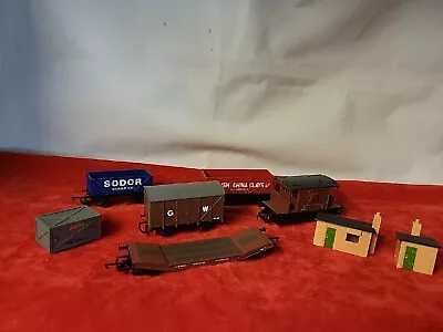 £20 • Buy Hornby : Rolling Stock + Huts  00  Gauge. 