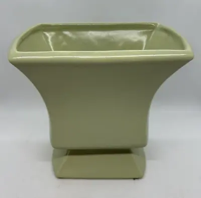 Royal Haeger Vintage Green Pottery Vase With Pedestal Base 7 Inches • $16