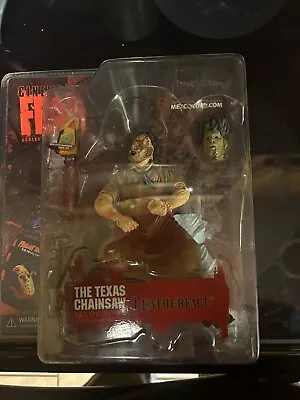 🔥Mezco Toys Cinema Of Fear Series 1 The Texas Chainsaw Massacre Leatherface🔥 • $65